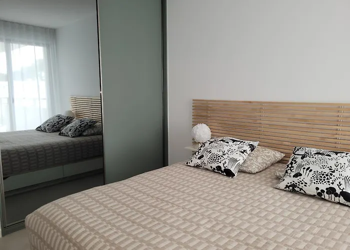 Neuf 2 Avec Terrasse Et Parking A - Fr-1-705-108 *